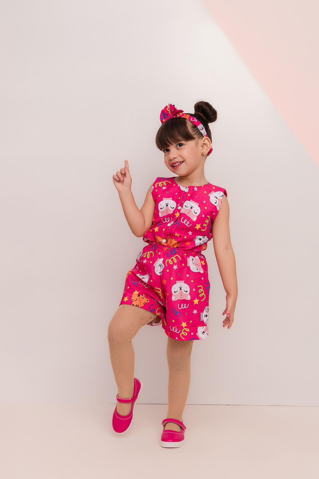 15511043265-whatsapp-image-2026-03-26-at-15-52-26.jpeg Macaquinho Pink com Faixa 40 - Imagem 1