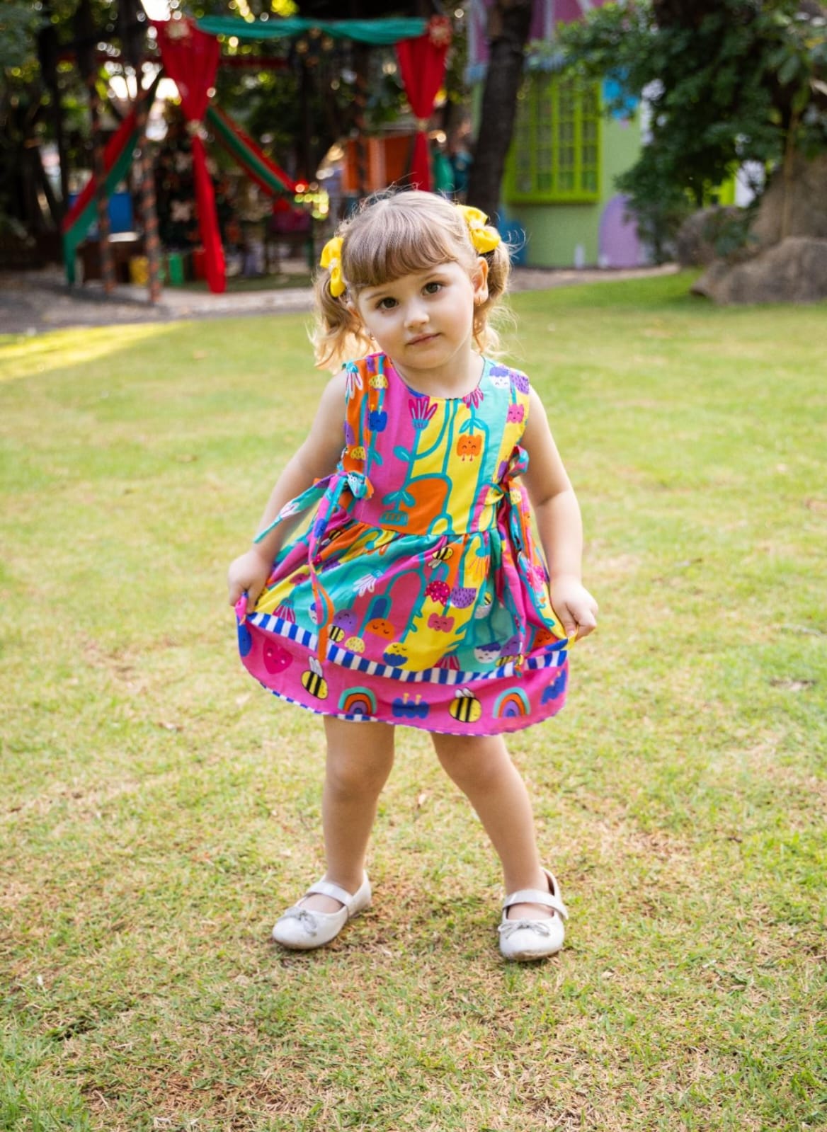 15514585035-whatsapp-image-2026-04-01-at-10-34-17.jpeg Vestido Tricoline Feliz 90 - Imagem 1